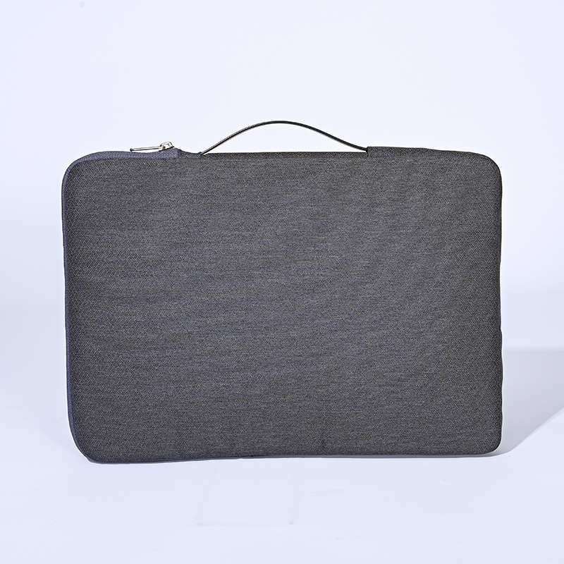 Tainuo Oem Business Briefcase Protective Zipper Closure Felt Laptop Bag With Leather Handle